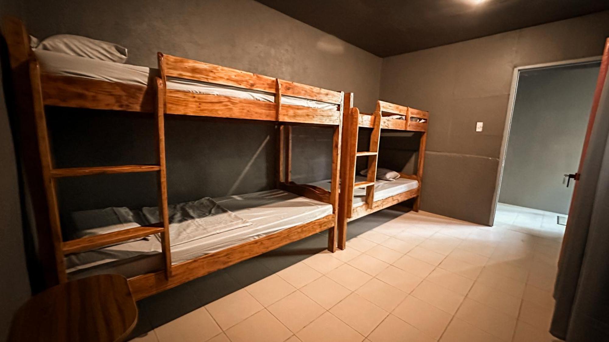 Resting Rabbit Hostel 锡基霍尔 外观 照片