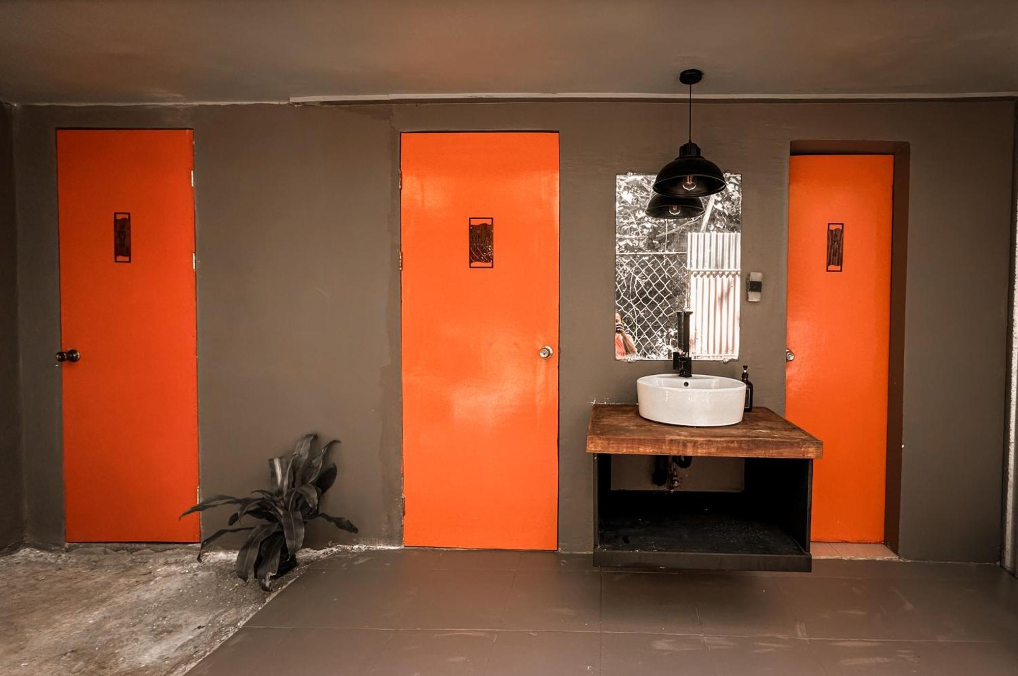 Resting Rabbit Hostel 锡基霍尔 外观 照片